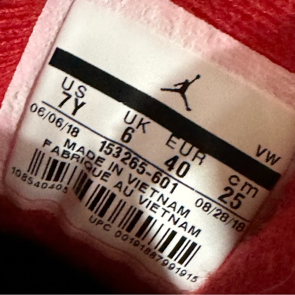 Jordan Retro 12 “Gym Red” - Picture 4 of 4